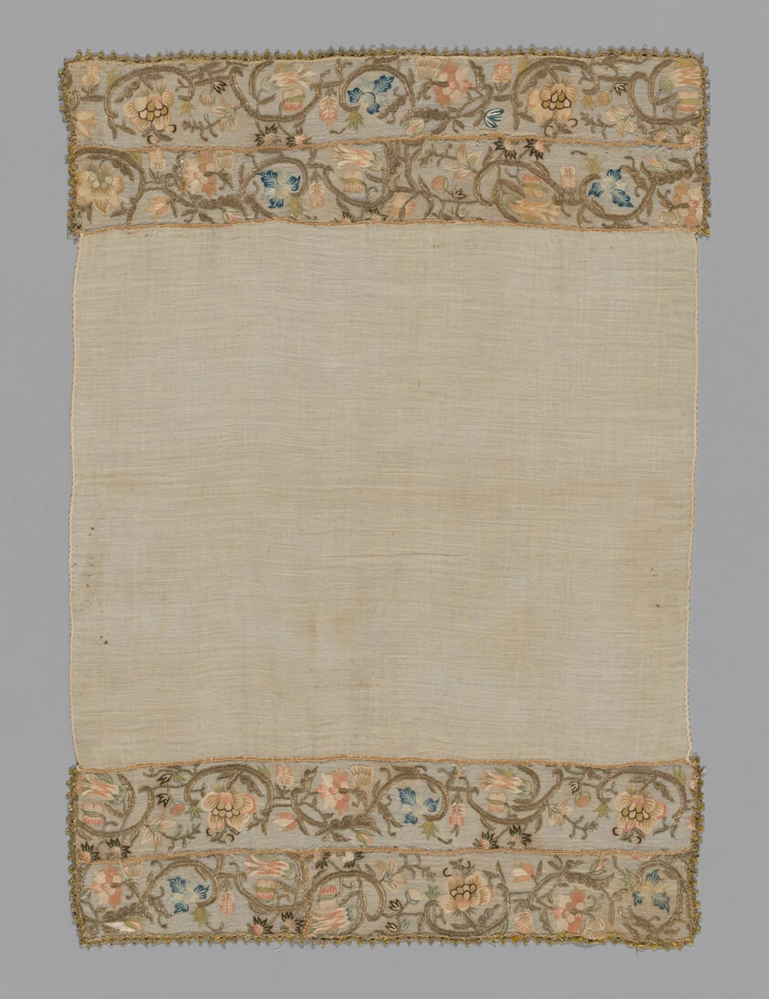 Towel or Napkin (Altered ?)